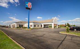 Motel 6 Rothschild Wi